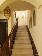 C6662鲤鱼山南路金石榴餐饮广场出租