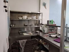 C6692店铺出租 位于昌吉市呼图壁县东风大街