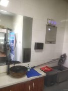 C6721店铺转让 位于昌吉市南公园西路大上海花园小区