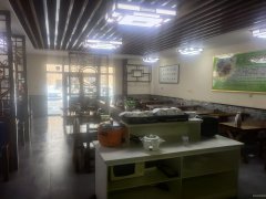 C6721店铺转让 位于昌吉市南公园西路大上海花园小区