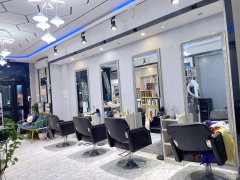 C6732红十月北一区美发店转让