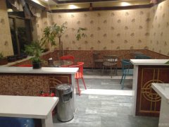 C6736店面转让 位于昌吉市长宁南路华尔兹小区附近