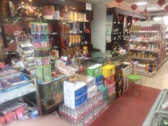 C6774店铺转让 位于昌吉市商城路宇逸家园小区