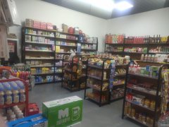 C6775店铺转让 位于昌吉市延安南路华洋馨悦广场门口