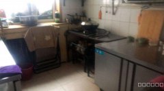 C6803迎宾路地窝堡乡政府小吃店转让