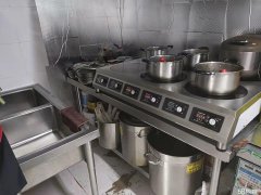 C6831地王国际商城营业中快餐小吃店急转