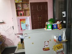 C6833迎宾路莱茵庄园餐饮一条街摩卡轻食快餐店急转