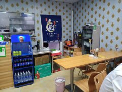 C6854店面转让 位于昌吉市中山路新汇嘉附近快餐店