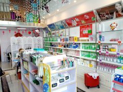 C6890昌吉市天和婚恋广场公交车站正对面营业中千羽美妆转让