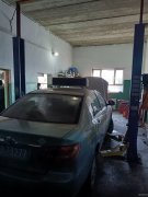 C6947店面转让 位于阜康市一家汽车修理店转让