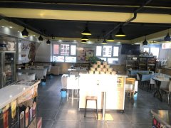 C6994绿洲路州四中对面火爆餐厅转让