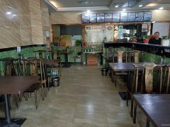 C7009店面转让 位于昌吉市南公园西路大上海