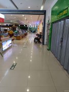 C7032店面转让 位于昌吉市乌伊东路亚中商城汇好美购