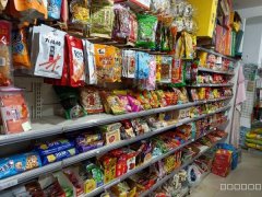 C7052店面转让 位于昌吉市宁边西路滨湖河新城小区门口