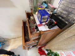 C7056昌吉市建国西路甜蜜家园东北门进出口处第一间美甲美睫