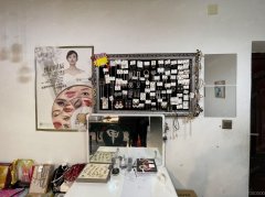 C7056昌吉市建国西路甜蜜家园东北门进出口处第一间美甲美睫