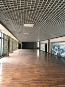 C7150青年南路乐活小镇二楼整层出租（房东直租）