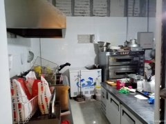 C7154融投小镇学生公寓楼下恩焙优品（蛋糕饮品炸鸡汉堡店）