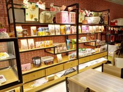 C7154融投小镇学生公寓楼下恩焙优品（蛋糕饮品炸鸡汉堡店）