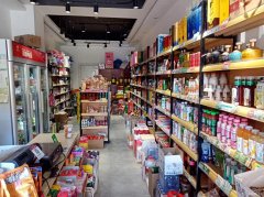 C7179建国西路鸿都大酒店旁小区汽车出口处乐购便利店转