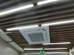 C7242昌吉市文化东路翡翠园北苑餐饮旺铺转让