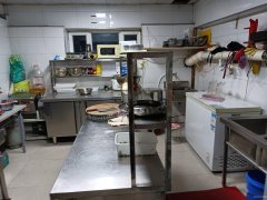 C7266店面转让 位于昌吉市中山路金城维也纳小区