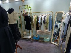 C7270店面转让 位于昌吉市延安北路购物中心