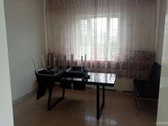 C7283昌吉市红旗路北公园后门临街院内厂房带住宅楼出租