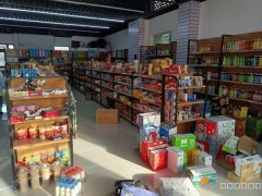 C7286店面转让 位于昌吉市西外环路河畔梅园小区门口