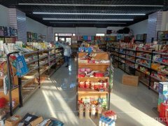 C7286店面转让 位于昌吉市西外环路河畔梅园小区门口