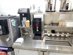 C7321店面转让 位于昌吉市呼图壁县西市路