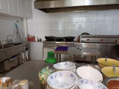 C7320米东区古牧地西路南二巷餐厅转让