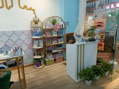 C7335店面转让 位于昌吉市中山路新汇嘉