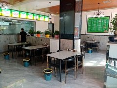 C7346头屯河区五一农场安屯西街临街营业中餐饮旺铺转让