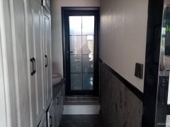 C7346头屯河区五一农场安屯西街临街营业中餐饮旺铺转让