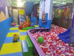 C7349迪乐尼儿童游乐中心转让