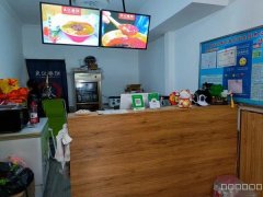 C7389店面转让 位于昌吉市净化路农校后门附近