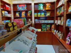 C7406店面转让 位于昌吉市长宁南路联谊家园小区门口