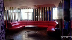 C7446长宁路临街营业中美好时光KTV转让