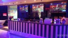 C7446长宁路临街营业中美好时光KTV转让