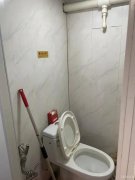 C7522新汇嘉斜对面枫叶广场店面空转带半年房租