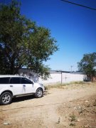 C7535世纪大道南端和灵香山伴山公路交汇处有4亩地院子出租