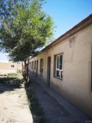 C7535世纪大道南端和灵香山伴山公路交汇处有4亩地院子出租