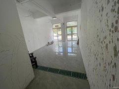 C7426乌伊路聋哑学校旁临街商铺出租（适合多种经营）