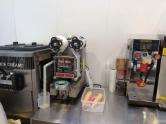 C7559延安南路临街饮品奶茶小吃店转让（可空转）