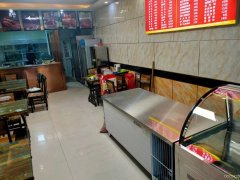 C7042店面转让 位于昌吉市长宁南路江南小镇附近