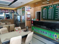 C7655店面转让 位于阜康市新城花园临街餐饮