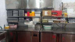 C7664乌伊东路53号新气象市场门面古罗兰串串火锅店转让