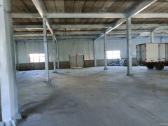 C7684呼图壁光明路厂房办公楼出租