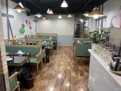 C7691店面转让 位于昌吉市南公园西路丽景尚城小区门口